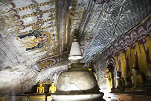 Matale District Gallery: Buddhas in the Dambulla cave temple