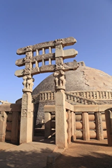Buddhist stupa and gateway, Sanchi, India Buddhist stupa and gateway, Sanchi, India