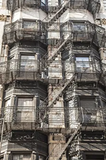 <b class=qtipBold><figcaption>Building facade in Soho, New York</figcaption></b><br>Building facade in Soho, New York, USA. Building facade in Soho, New York