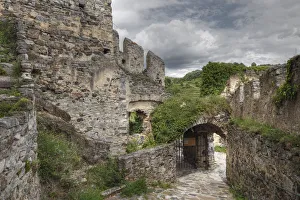 Burgruine Senftenberg castle ruins, Kremstal calley, Wachau, Lower Austria, Austria, Europe Burgruine Senftenberg castle ruins, Kremstal calley, Wachau, Lower Austria, Austria, Europe