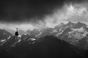 Images Dated 27th June 2014: The cable car in the foggy time (Black&White)