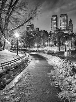 Images Dated 8th February 2014: Central Park Path Night Black & White