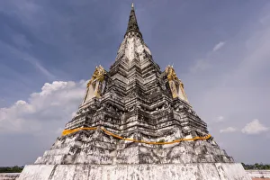 Chedi Phukhao Thong (Phukhao Thong Stupa) Chedi Phukhao Thong (Phukhao Thong Stupa)