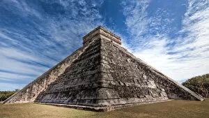 Images Dated 17th February 2010: Chichen Itza