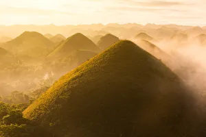 <b class=qtipBold><figcaption>The Chocolate Hills</figcaption></b><br>The Chocolate Hills are a unique geological formation in the Bohol, Philippines.<br><em>© Afriandi</em> The Chocolate Hills