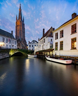 Vlaanderen Gallery: The Church of Our Lady Bruges