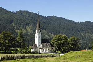 Church of St. Leonhard, Fischhausen at Schliersee lake, Mangfall Mountains, Upper Bavaria Church of St. Leonhard, Fischhausen at Schliersee lake, Mangfall Mountains, Upper Bavaria