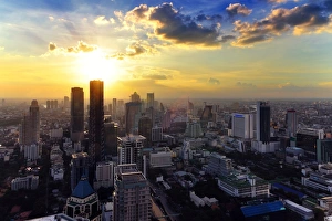 Images Dated 24th October 2010: Cityscape bangkok
