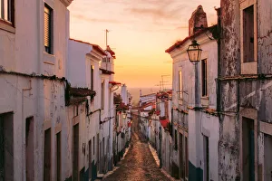 Cobbled street at Estremoz, Alentejo, Portugal Cobbled street at Estremoz, Alentejo, Portugal