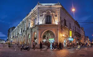 Colonial-style building in Plaza 9 de Julio in the city of Salta at dusk, Argentina Colonial-style building in Plaza 9 de Julio in the city of Salta at dusk, Argentina