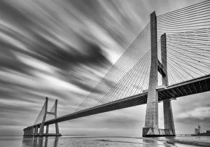 <b class=qtipBold><figcaption>The connection</figcaption></b><br>Vasco da Gama bridge in Lisbon, Portugal<br><em>© Ramon Menendez Covelo</em> The connection