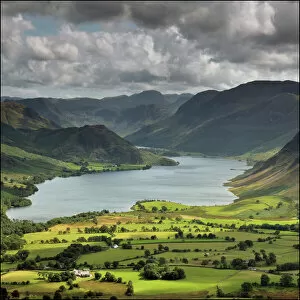 Images Dated 5th August 2009: Crummock water from Low Fell