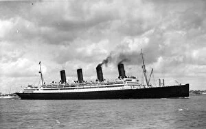 Topical Press Agency Gallery: Cunard Ocean Liner RMS Aquitania