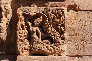 Delicate carving on Virupaksha Temple walls Delicate carving on Virupaksha Temple walls