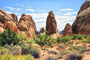 Devils Garden with sandstone cliffs formed by erosion, Arches-Nationalpark, near Moab Devils Garden with sandstone cliffs formed by erosion, Arches-Nationalpark, near Moab