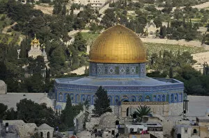 Images Dated 26th March 2011: Dome of the Rock on the Temple Mount, Arab Quarter, Old City of Jerusalem, Israel, Middle East