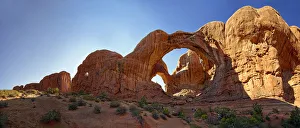 Double Arch, stone arches of red sandstone formed by erosion, Arches-Nationalpark Double Arch, stone arches of red sandstone formed by erosion, Arches-Nationalpark