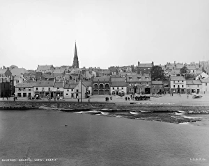 <b class=qtipBold><figcaption>Dumfries Sands</figcaption></b><br>The Sands in Dumfries, in the south west of Scotland, circa 1900. (Photo by London Stereoscopic Company/Hulton Archive/Getty Images)<br><em>© 2006 Getty Images</em> Dumfries Sands