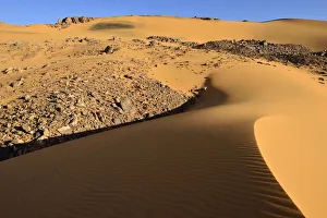 Dunes Noires, sand dunes on Tadrart plateau, Tassili nAjjer National Park, Unesco World Heritage Site, Sahara, Algeria Dunes Noires, sand dunes on Tadrart plateau, Tassili nAjjer National Park, Unesco World Heritage Site, Sahara, Algeria