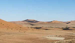 Dunes, Sossusvlei, UNESCO World Heritage Site, Namib Desert, Namibia Dunes, Sossusvlei, UNESCO World Heritage Site, Namib Desert, Namibia