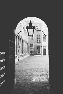 <b class=qtipBold><figcaption>Entrance</figcaption></b><br>Alluring Doorways, 990534784<br><em>© © Helaine Weide</em> Entrance