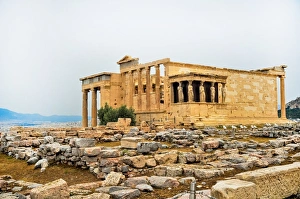 <b class=qtipBold><figcaption>The Erectheion in Akropolis, Greece</figcaption></b> The Erectheion in Akropolis, Greece