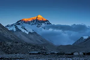 Everest Mountain