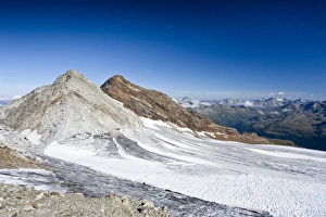 Fernerkoepfl Mountain and Schneebige Nock Mountain, Alto Adige, Italy, Europe Fernerkoepfl Mountain and Schneebige Nock Mountain, Alto Adige, Italy, Europe