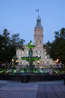 Fontaine de Tourny, Tourny fountain, Quebec Parliament Building Fontaine de Tourny, Tourny fountain, Quebec Parliament Building