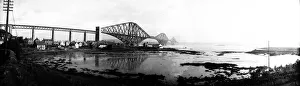 <b class=qtipBold><figcaption>Forth Railway Bridge</figcaption></b><br>The Forth Bridge which spans the Firth of Forth at Queensferry in Lothian and is over a mile long.<br><em>© This content is subject to copyright.</em> Forth Railway Bridge