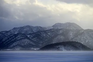 Frozen Lake Kussharo, Akan-Nationalpark, Kawayu Onsen, Hokkaido, Japan Frozen Lake Kussharo, Akan-Nationalpark, Kawayu Onsen, Hokkaido, Japan