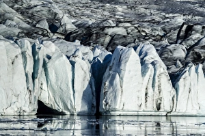 Glacial lake, Breioarlon glacier lagoon and Vatnajokull glacier, Austurland, Iceland Glacial lake, Breioarlon glacier lagoon and Vatnajokull glacier, Austurland, Iceland