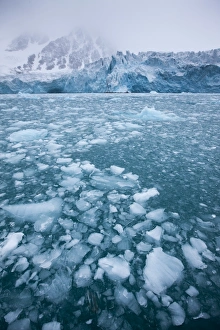 Glacier, Spitsbergen Island, Svalbard, Norway Glacier, Spitsbergen Island, Svalbard, Norway