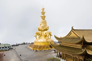 Golden summit temple, EMeiShan, SiChuan, China Golden summit temple, EMeiShan, SiChuan, China
