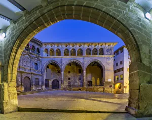 Gothic market building (lonja en spanish), AlcaA±iz, Teruel province, Aragon, Spain Gothic market building (lonja en spanish), AlcaA±iz, Teruel province, Aragon, Spain