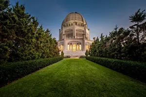 <b class=qtipBold><figcaption>Green Carpet to the Temple</figcaption></b><br>Coming up with names for my photographs is always entertaining. Hope you like this one, another from the early morning trip to Baha'i Temple. I don't want to say for sure that this is the last photo i'll post from that morning, but it very likely may be. I try to keep things as fresh as possible, but I did commit a whole morning to just shooting the grounds of this Temple so it's only fair that I at least post a few photos from it.<br><em>© 2017</em> Green Carpet to the Temple
