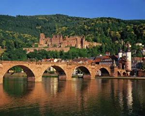 Heidelberg Castle, Alte Brucke and the River Neckar, Heidelberg, Baden Wurttemberg Heidelberg Castle, Alte Brucke and the River Neckar, Heidelberg, Baden Wurttemberg