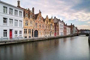 Vlaanderen Gallery: Historic Reflections