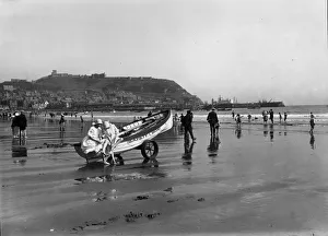Holidaymakers on the sands at Scarborough, 1923 Holidaymakers on the sands at Scarborough, 1923