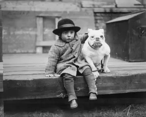 Prints of 3rd March 1926: George Spinney with his bulldog at the Middlesex Hospital Open Championship Dog Show at Crystal Palace. (Photo by Kirby/Topical Press Agency/Getty Images) Middlesex Prints: Fine Art Storehouse Print of Best Friends 1926
