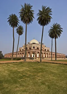 Humayuns Tomb - a UNESCO World Heritage Site Humayuns Tomb - a UNESCO World Heritage Site