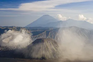 Indonesia, Java, Bromo Volcano, Bromo-Tengger-Semeru National Park Indonesia, Java, Bromo Volcano, Bromo-Tengger-Semeru National Park