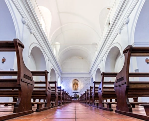 Colonia Del Sacramento Gallery: Interior Basilica of the Holy Sacrament