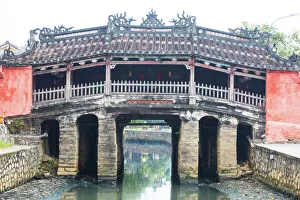 Japanese Bridge, Hoi An ancient town, Vietnam Japanese Bridge, Hoi An ancient town, Vietnam