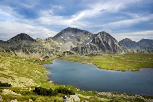 Kamenitza peak and Tevno lake, Pirin, Bulgaria Kamenitza peak and Tevno lake, Pirin, Bulgaria