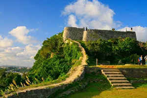 Images Dated 2nd January 2007: Katsuren Castle