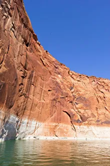 Lake Powell, Glen Canyon National Recreation Area, Arizona, USA Lake Powell, Glen Canyon National Recreation Area, Arizona, USA