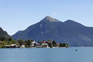 Lake Walchensee with the town of Walchensee and Jochberg Mountain, Kochel, Upper Bavaria Lake Walchensee with the town of Walchensee and Jochberg Mountain, Kochel, Upper Bavaria