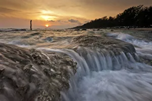 Images Dated 28th April 2012: Lan Hin Khao seascape, Rayong, Thailand