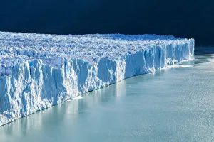 Large glacier in Los Glaciares National Park, Santa Cruz Province, Patagonia, Argentina Large glacier in Los Glaciares National Park, Santa Cruz Province, Patagonia, Argentina